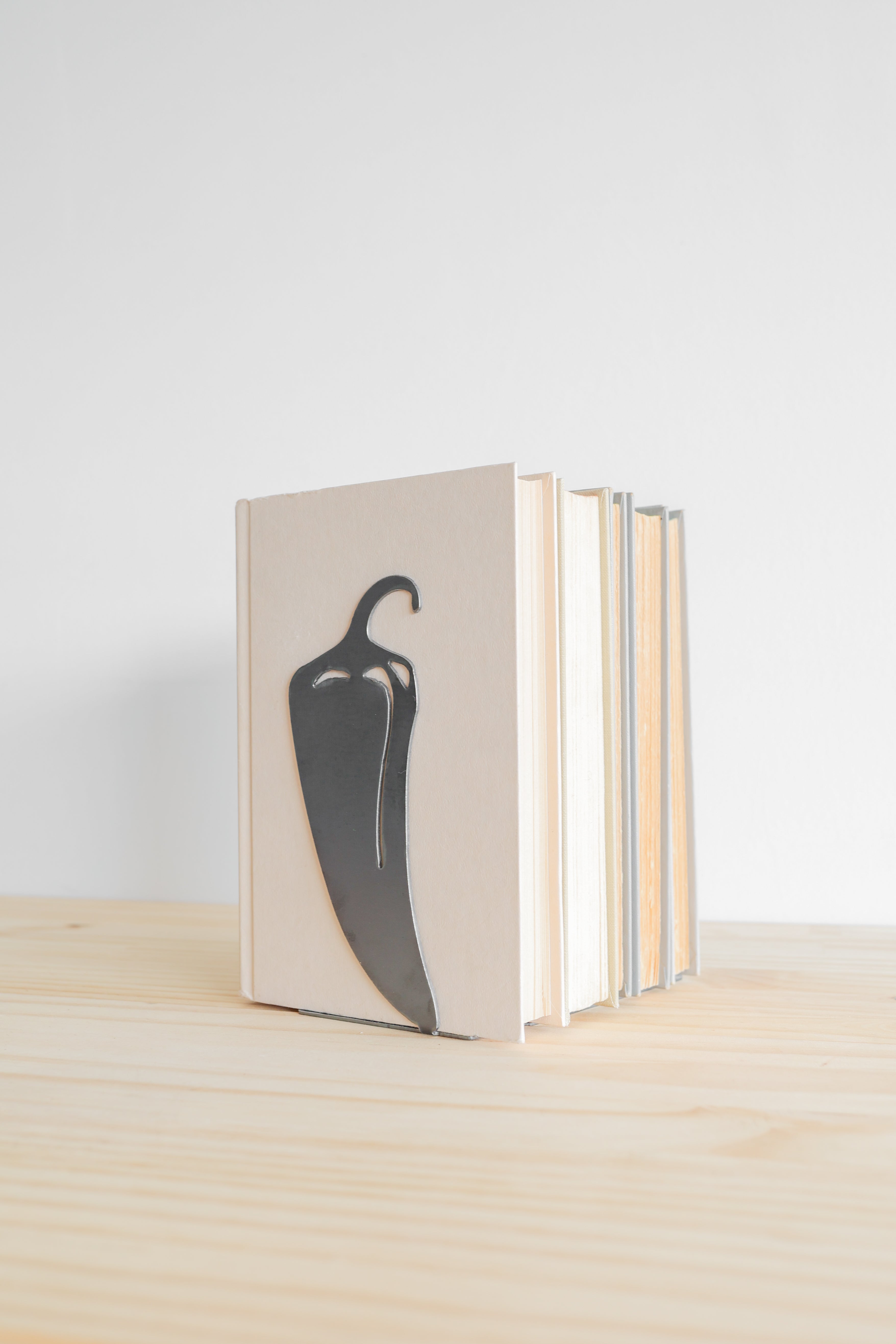 Chili Pepper Bookend