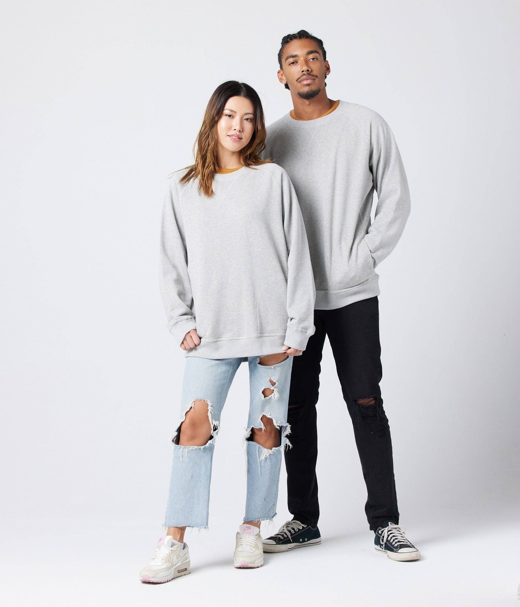 Unisex Pocket Crewneck Sweatshirt