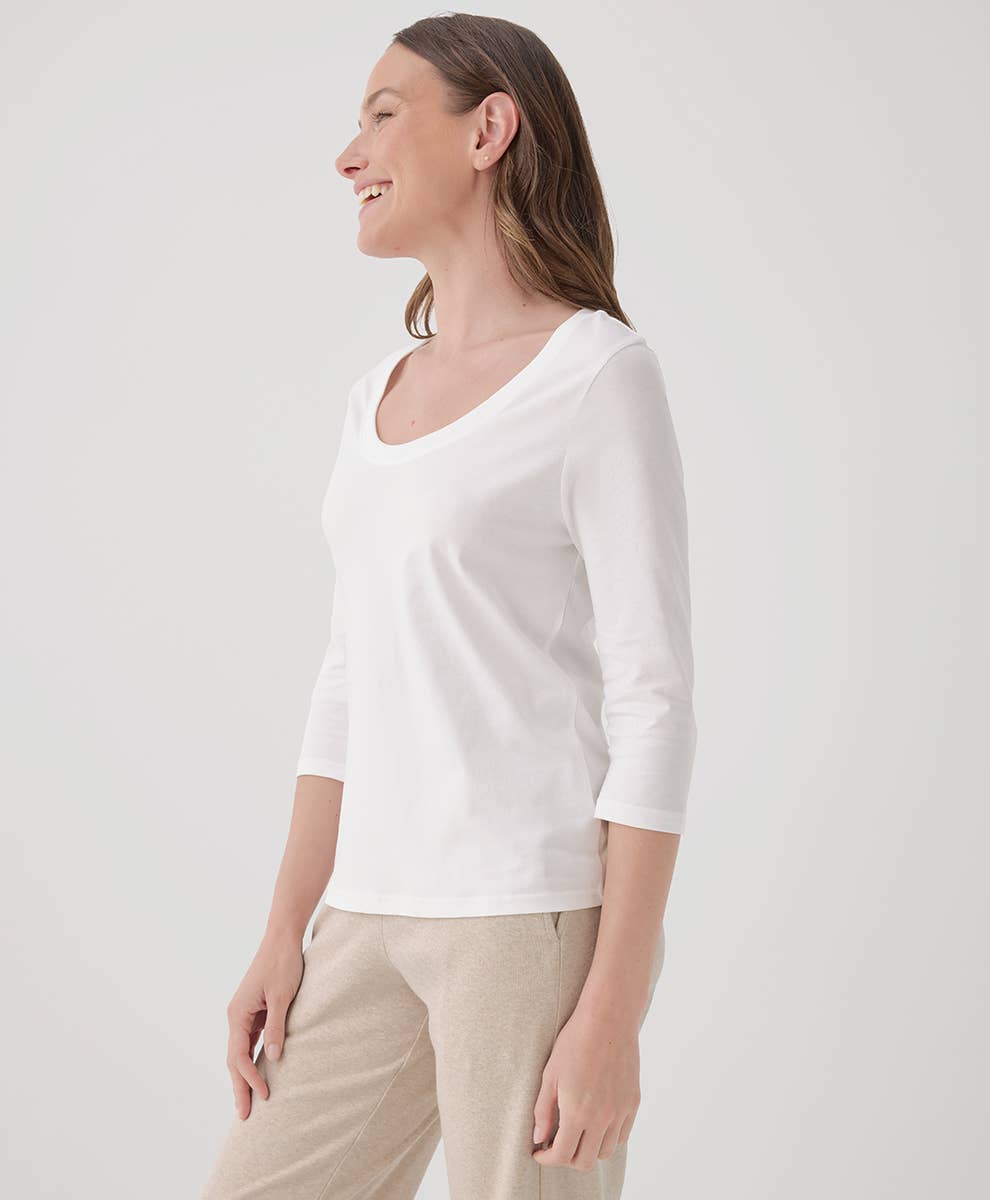 Women's Softspun Scoop Neck Three-Quarter Sleeve Tee