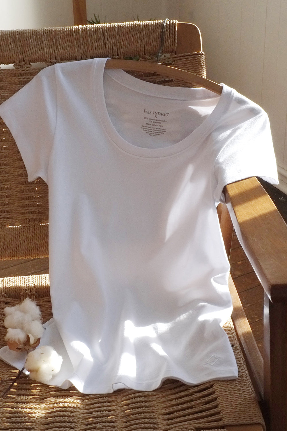 Women's Organic Cotton Scoop Neck Tee