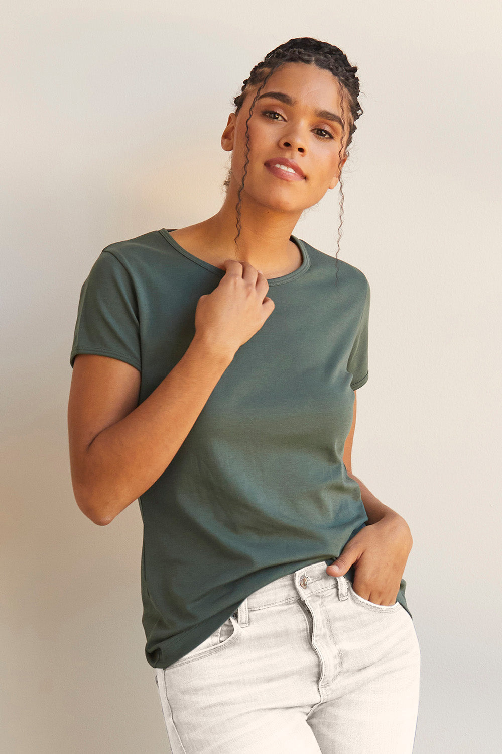 Women's Luxe 100% Organic Cotton Jewel Neck Tee