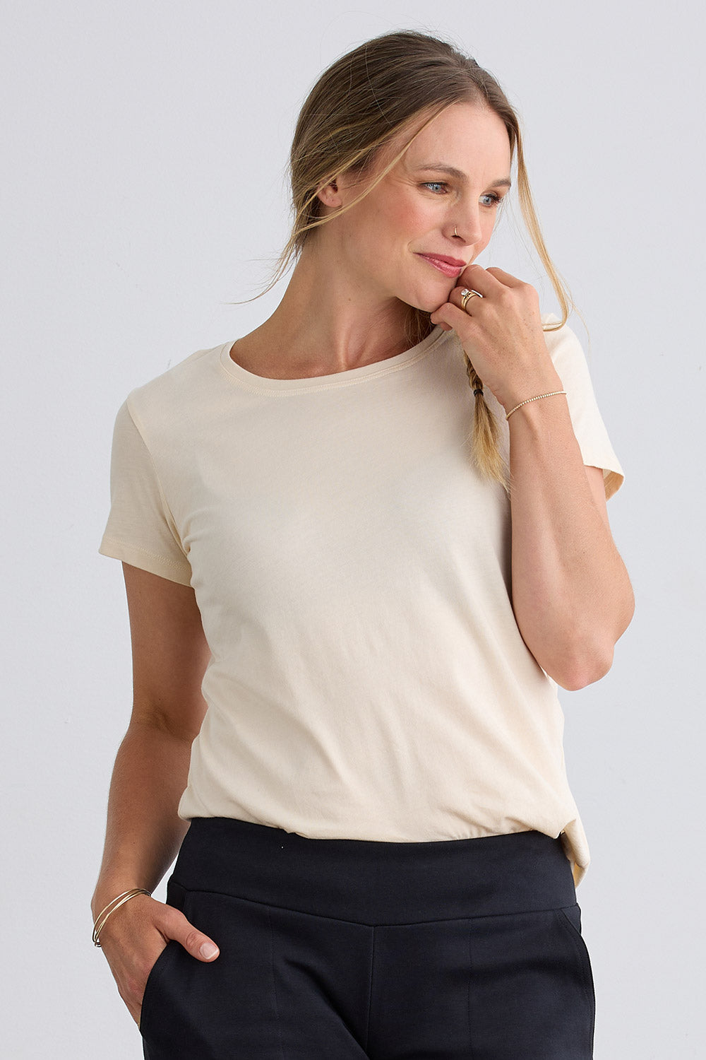 Women's 100% Organic Cotton Relaxed Crew Neck T-shirt