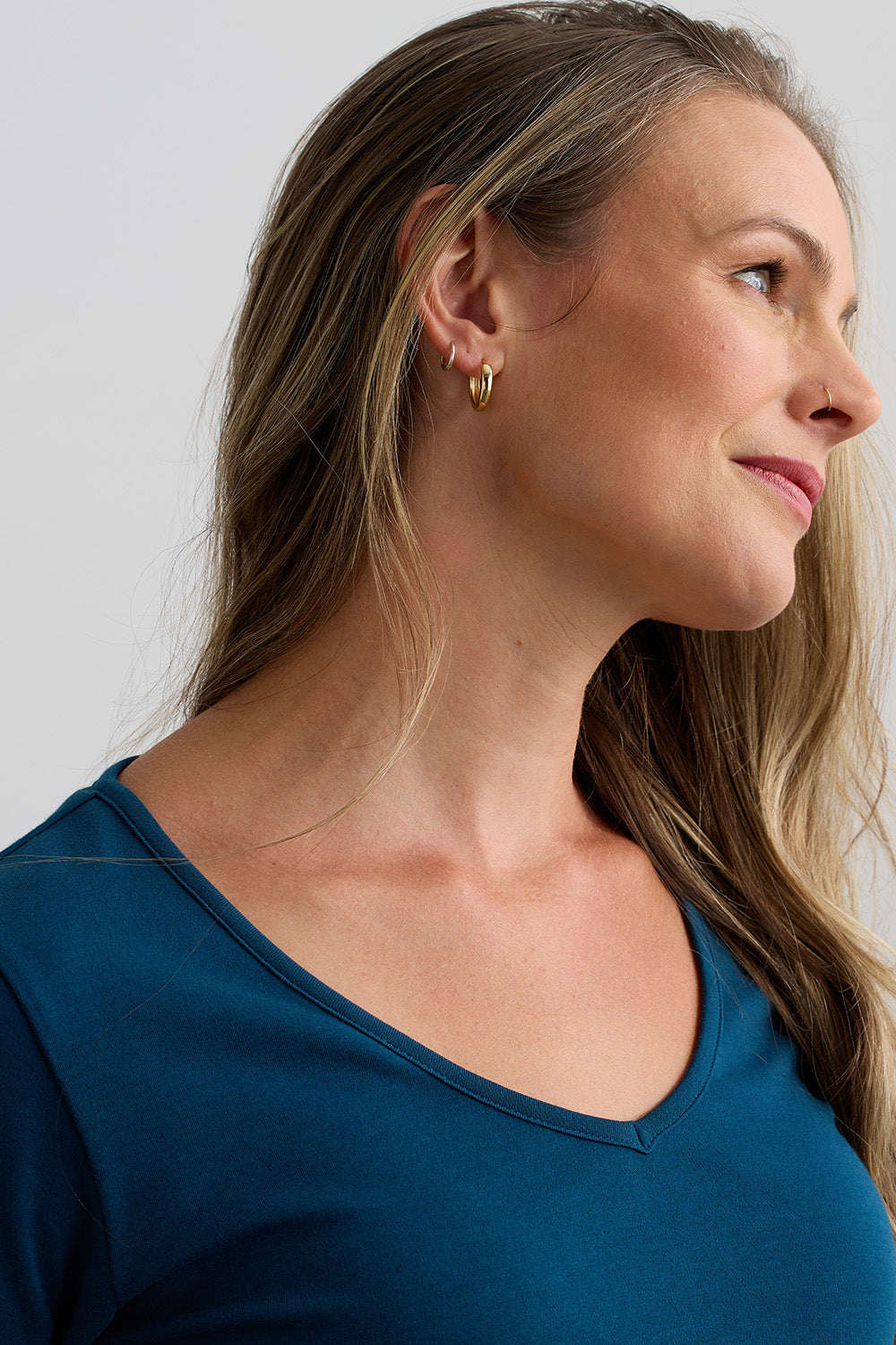 Women's Luxe 100% Organic Cotton Elbow Sleeve V-Neck Top