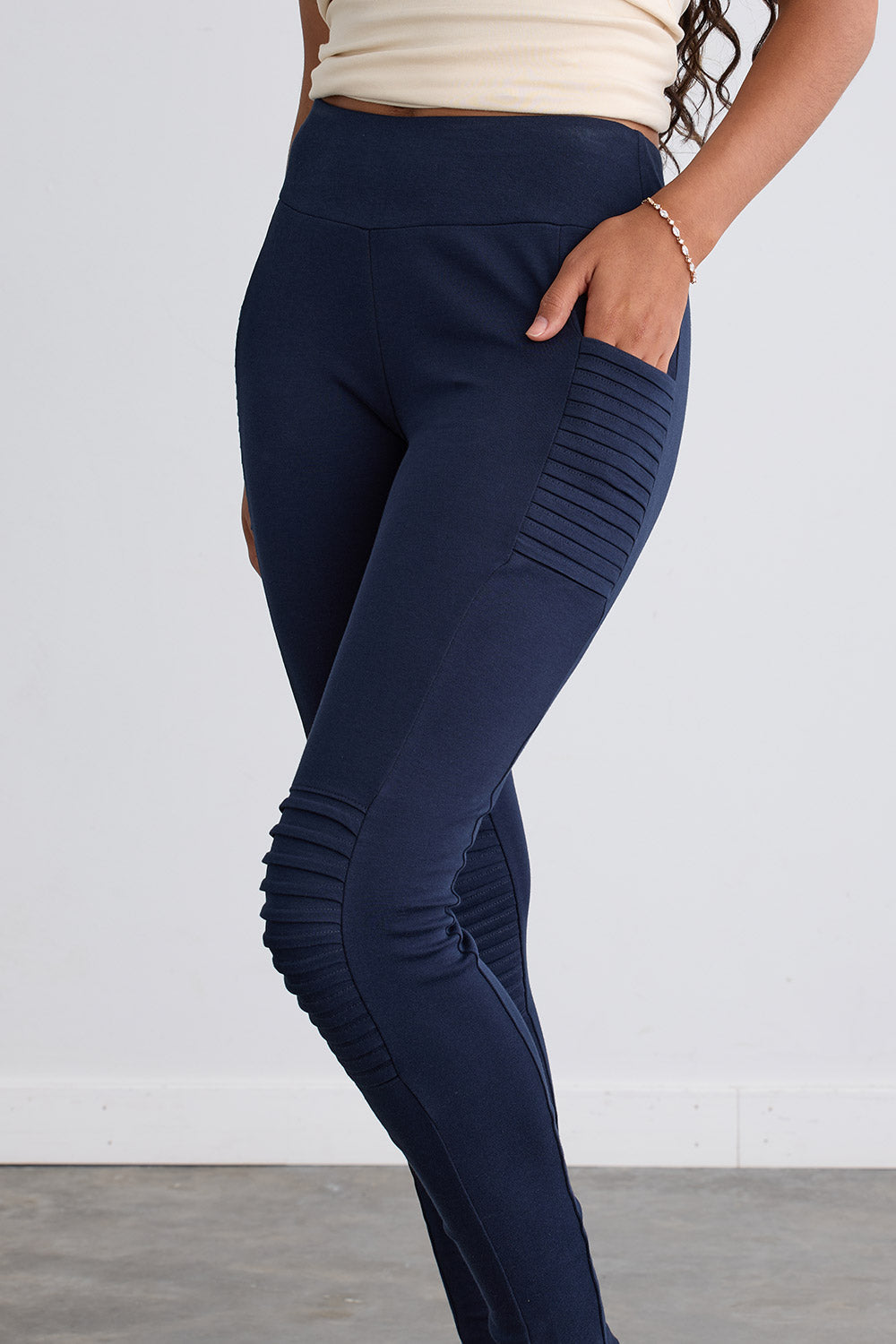 Women's Organic 100% Cotton Seamed Leggings with Pockets