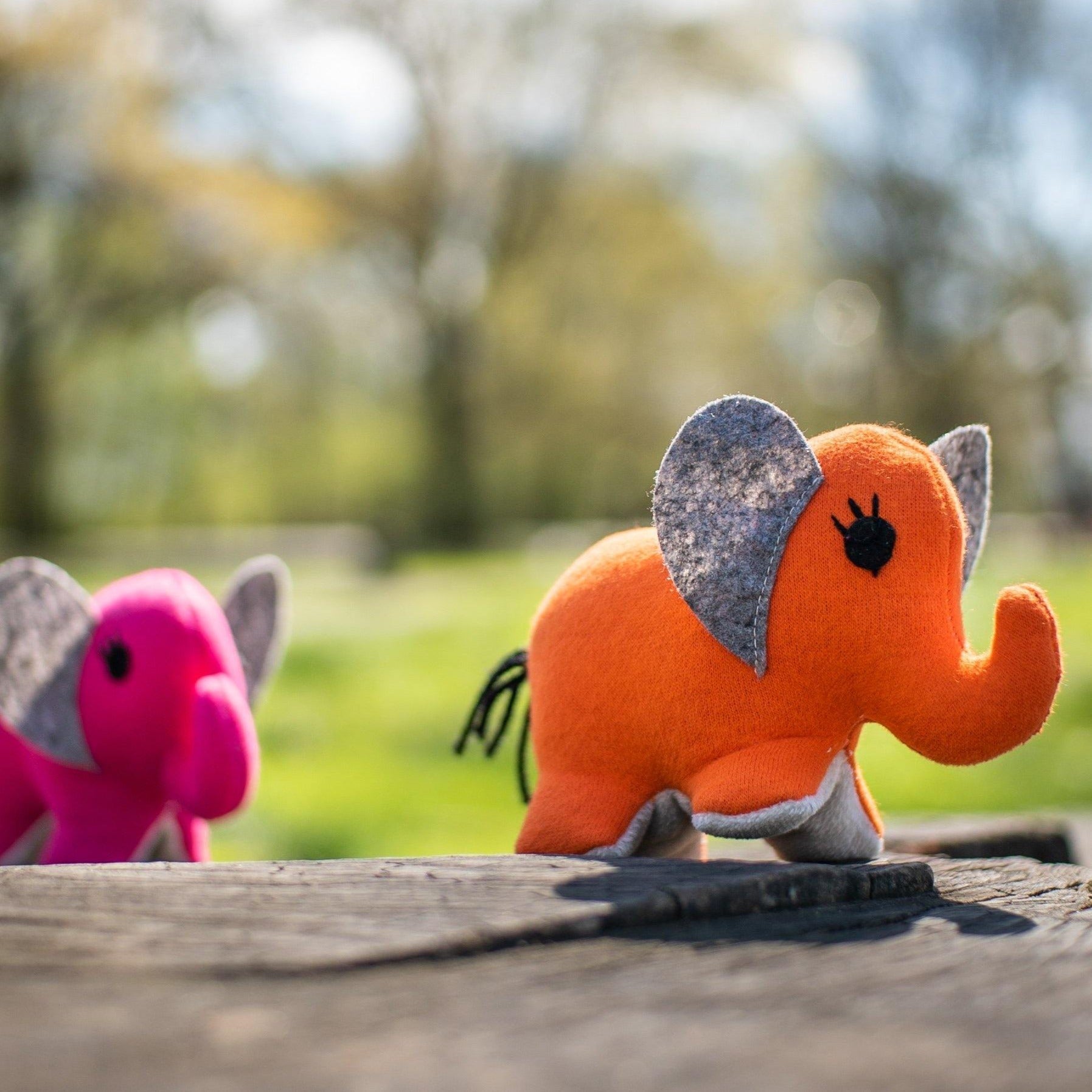 Small Elephant (Pink)