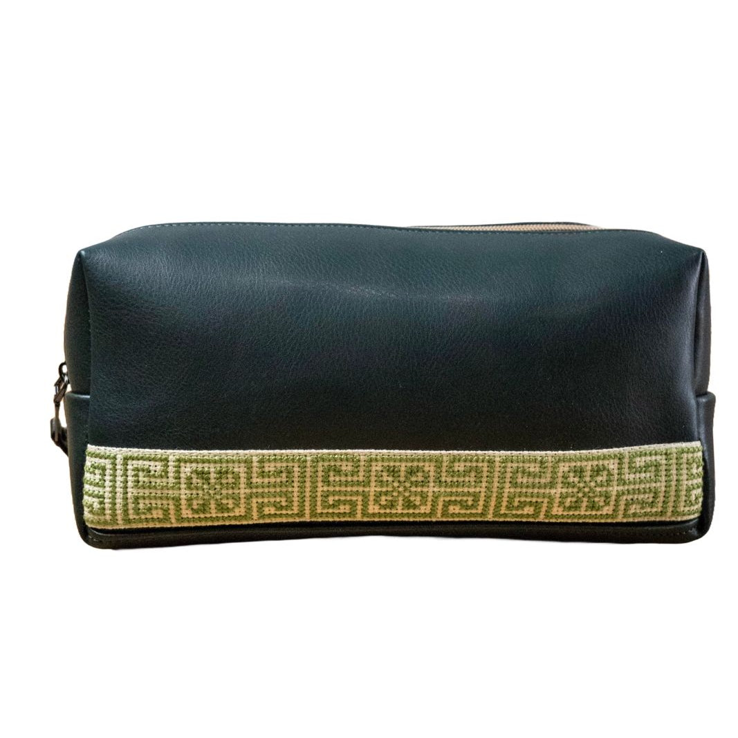 Dunia Tatreez Toiletry Kit - Green