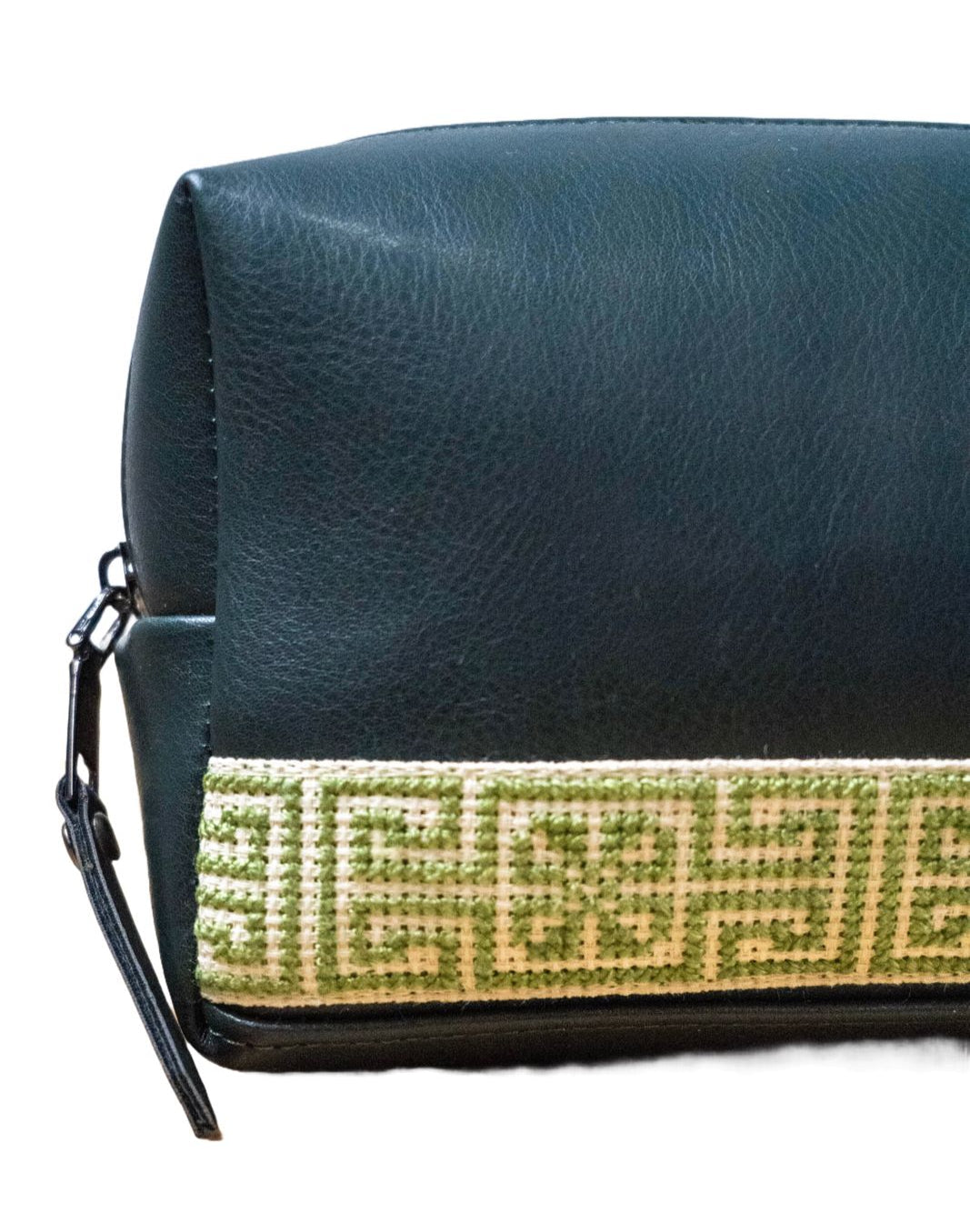 Dunia Tatreez Toiletry Kit - Green