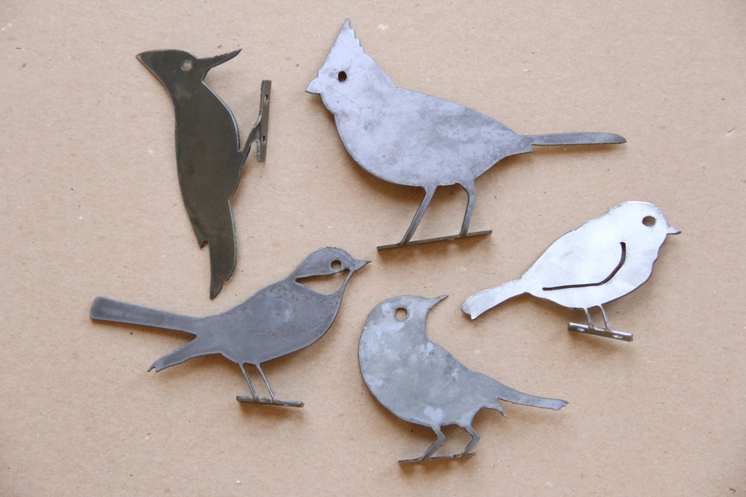 Metal Bird Statue - Mockingbird / Robin