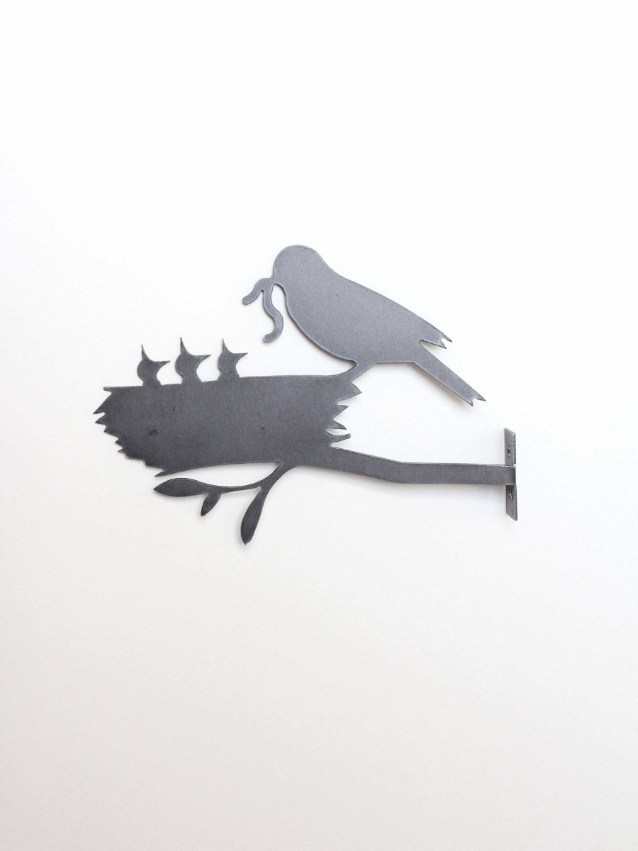 Metal Bird Statue - Mama and Baby Birds Statue