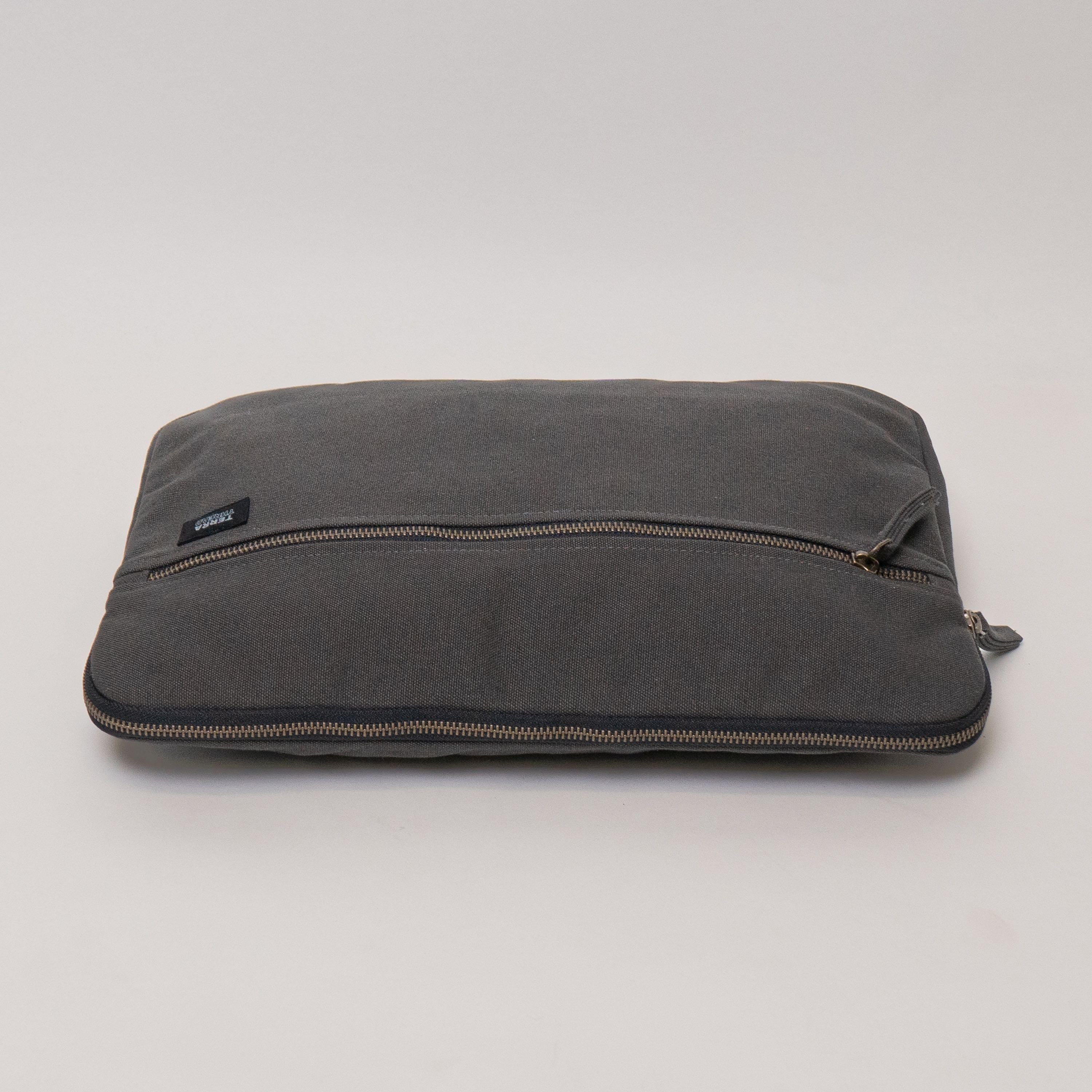 Erdig Laptop Sleeve 15 inches