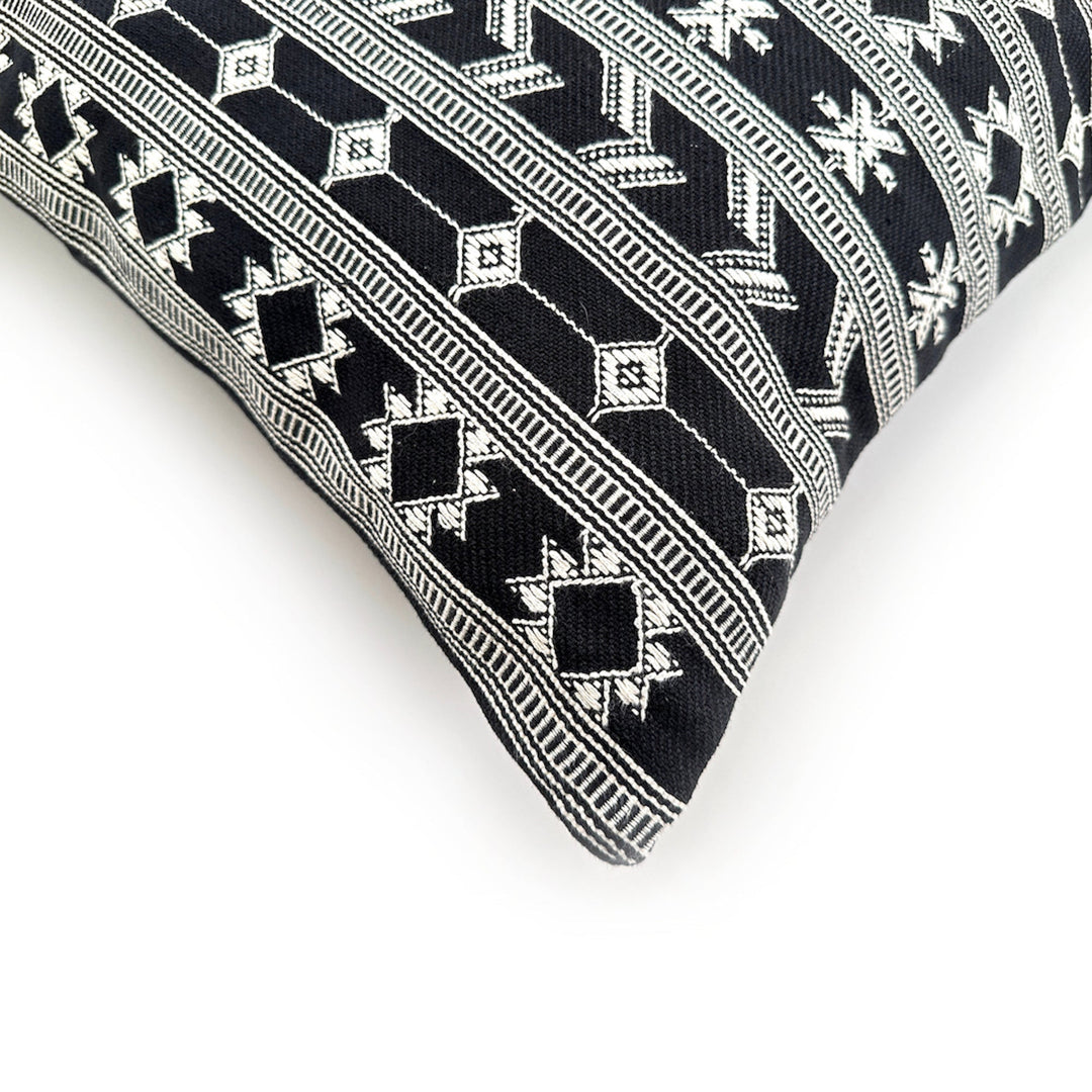 Black & White Aztec Print Pillow Cover