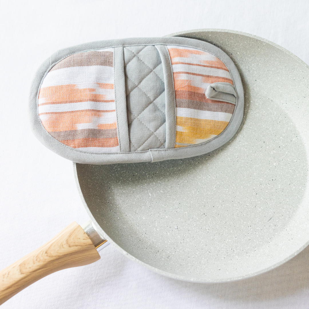 Double-Ended Oval Pot Holder