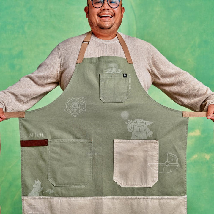 The Essential Apron - STAR WARS™ Grogu