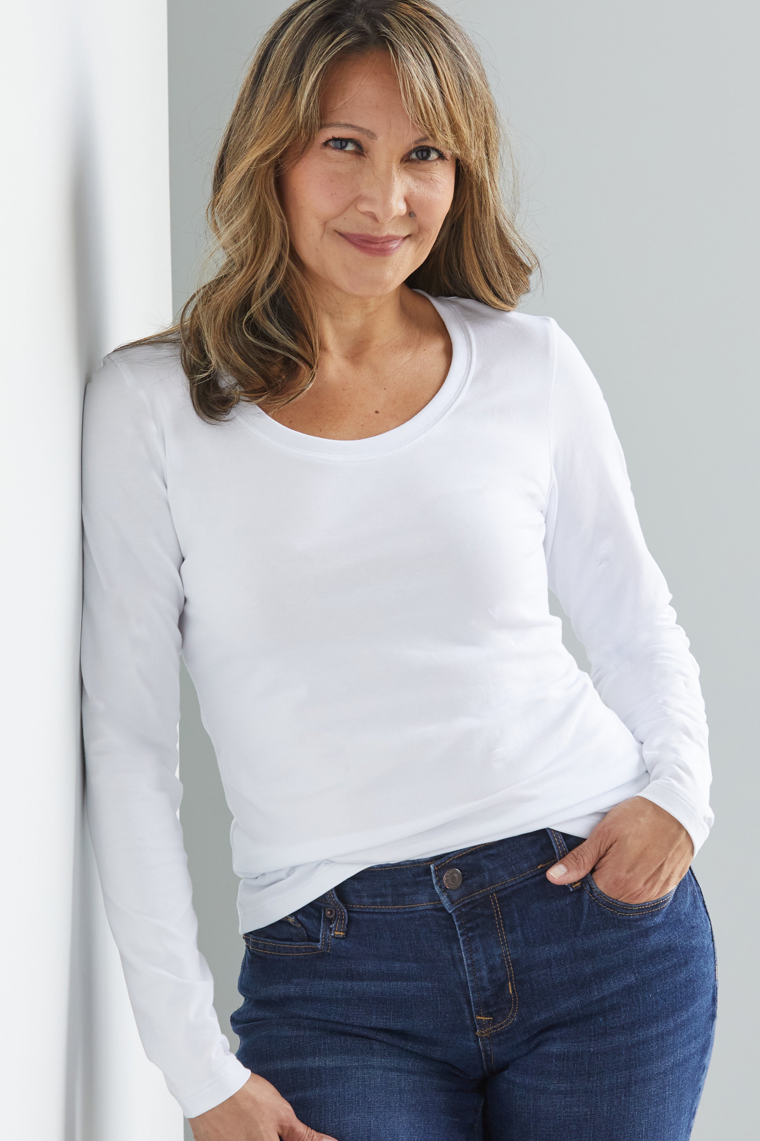 Women's Organic Cotton Scoop Neck Long Sleeve Tee