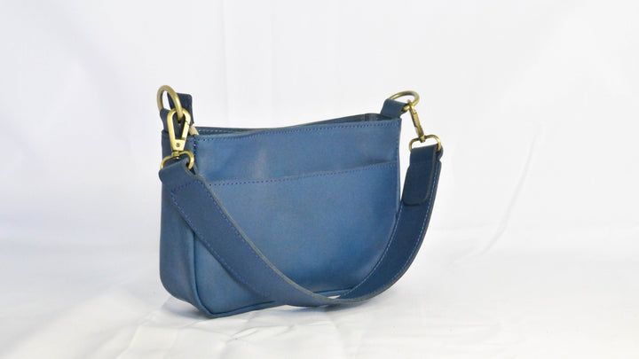 Jessica Leather Purse in Cornflower Blue