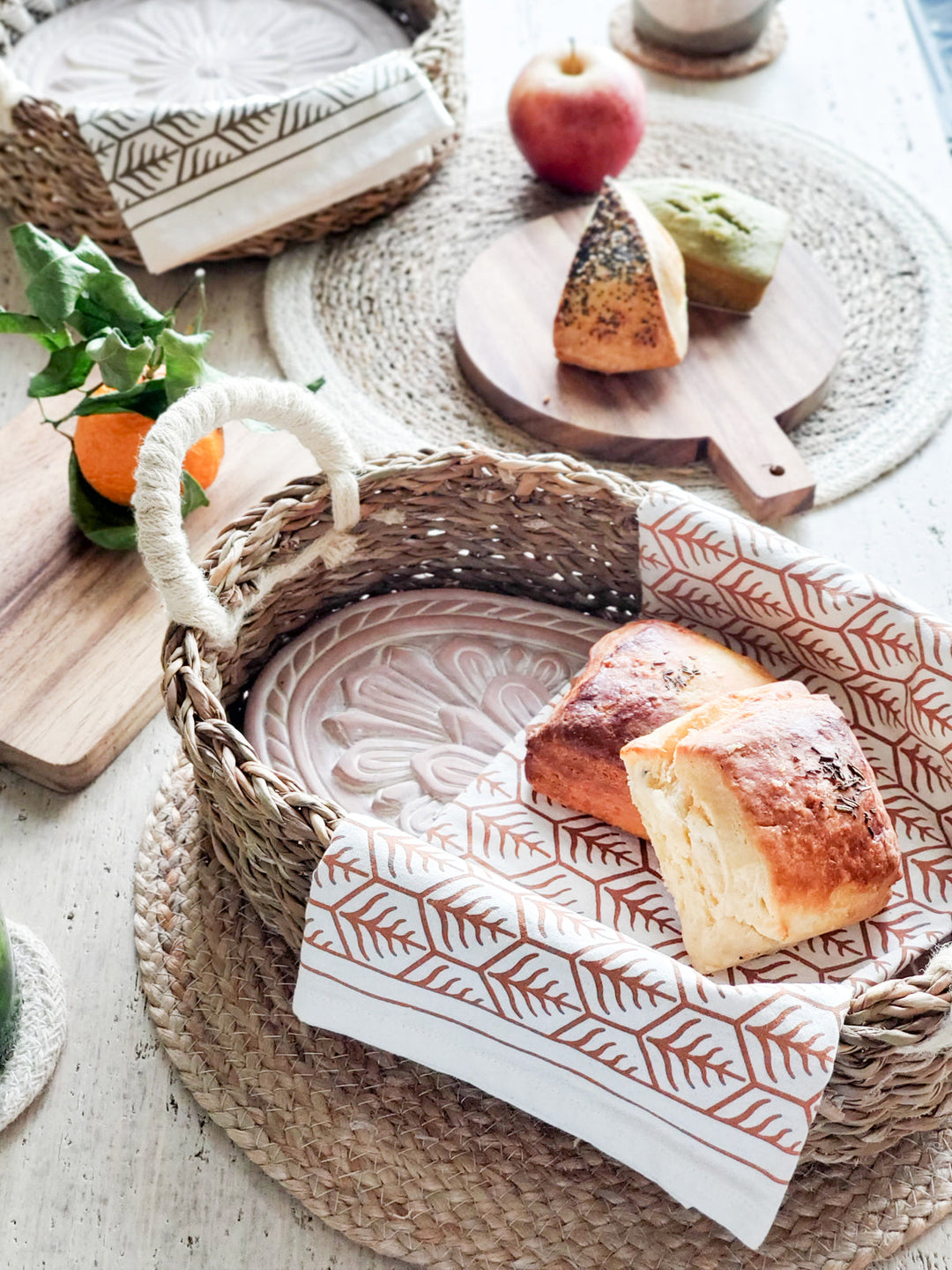 Bread Warmer & Basket Gift Set with Tea Towel - Flower