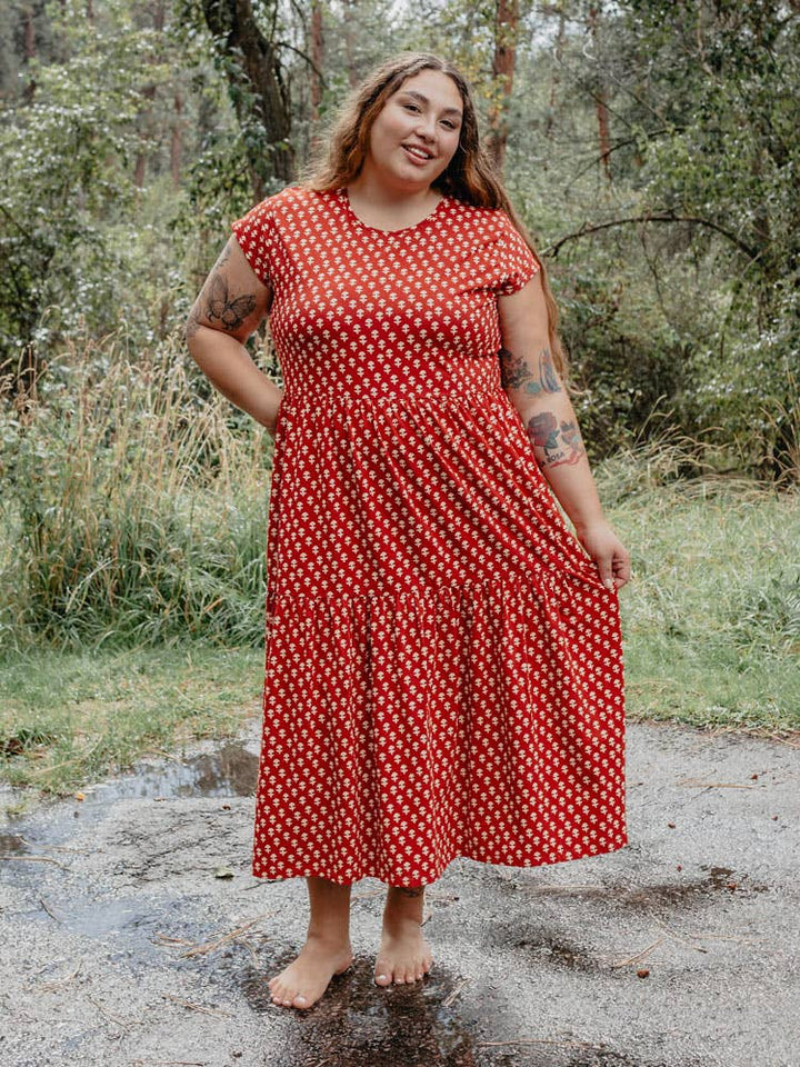 Tiered Jersey Plus Size Dress Micro Floral Red