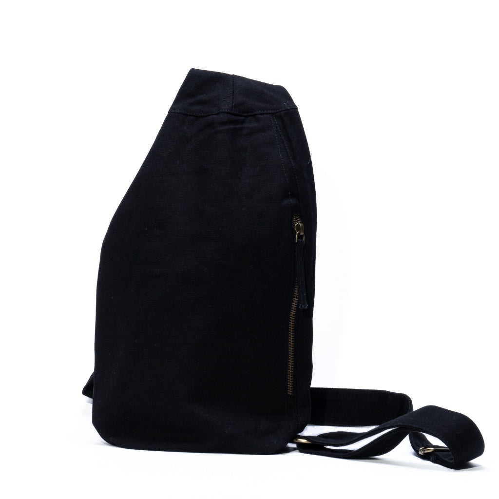 Gaia Sling bag