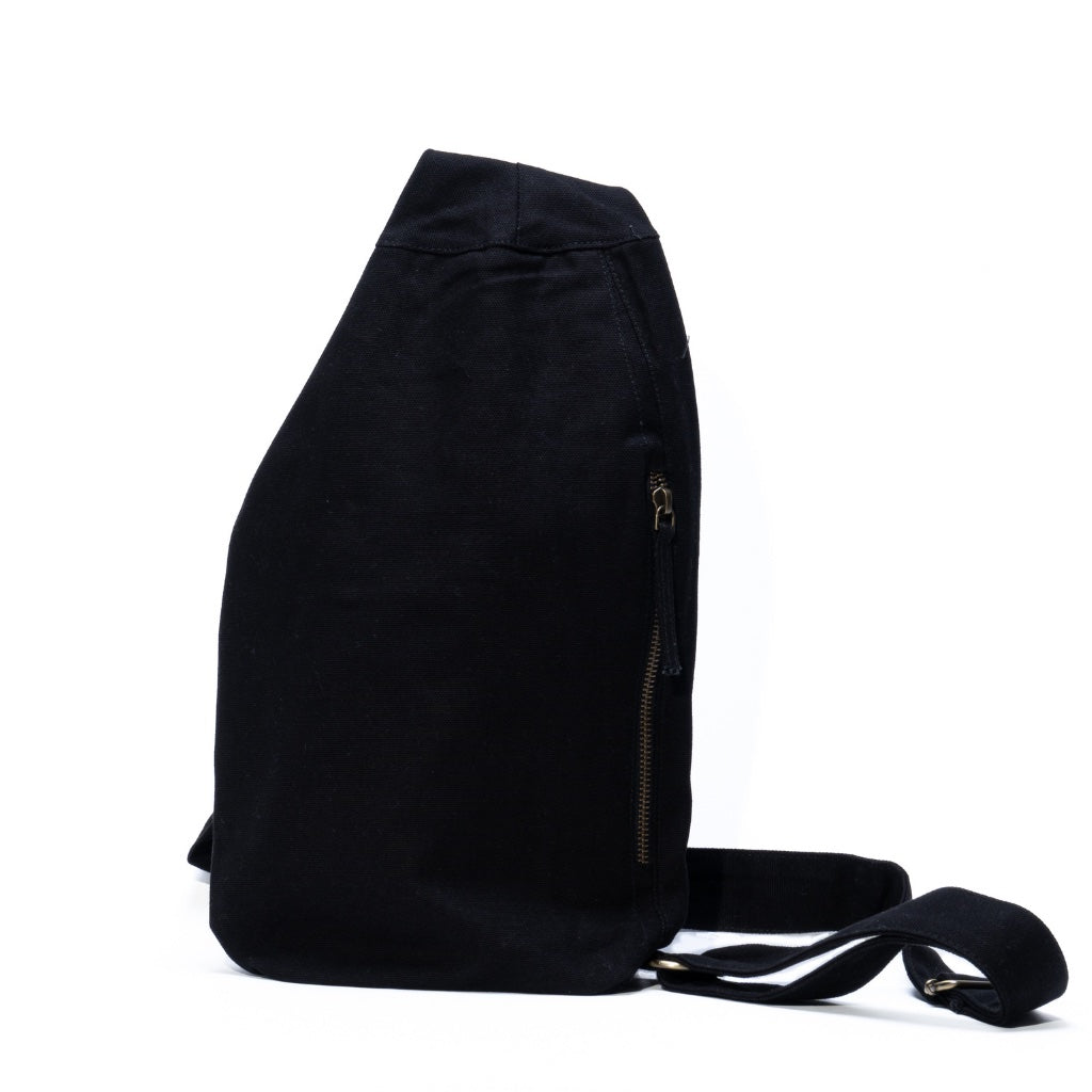 Gaia Sling bag