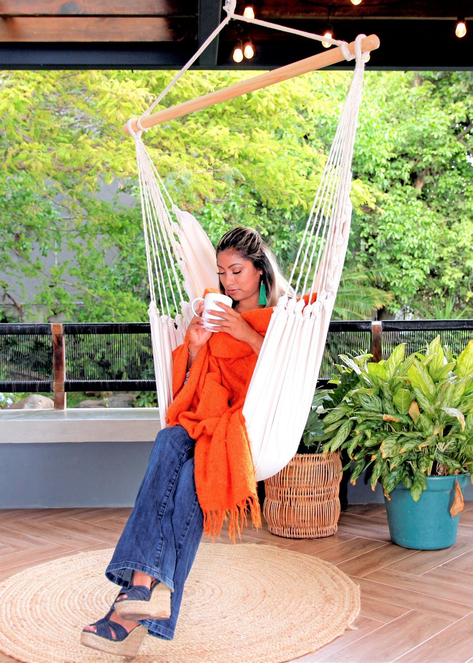 Classic White Hammock Chair Swing