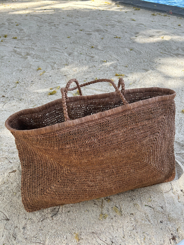 Clipa (XXL) Raffia Beach Tote Bag