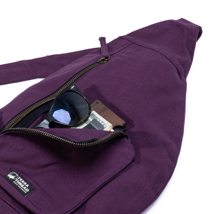 Gaia Sling bag