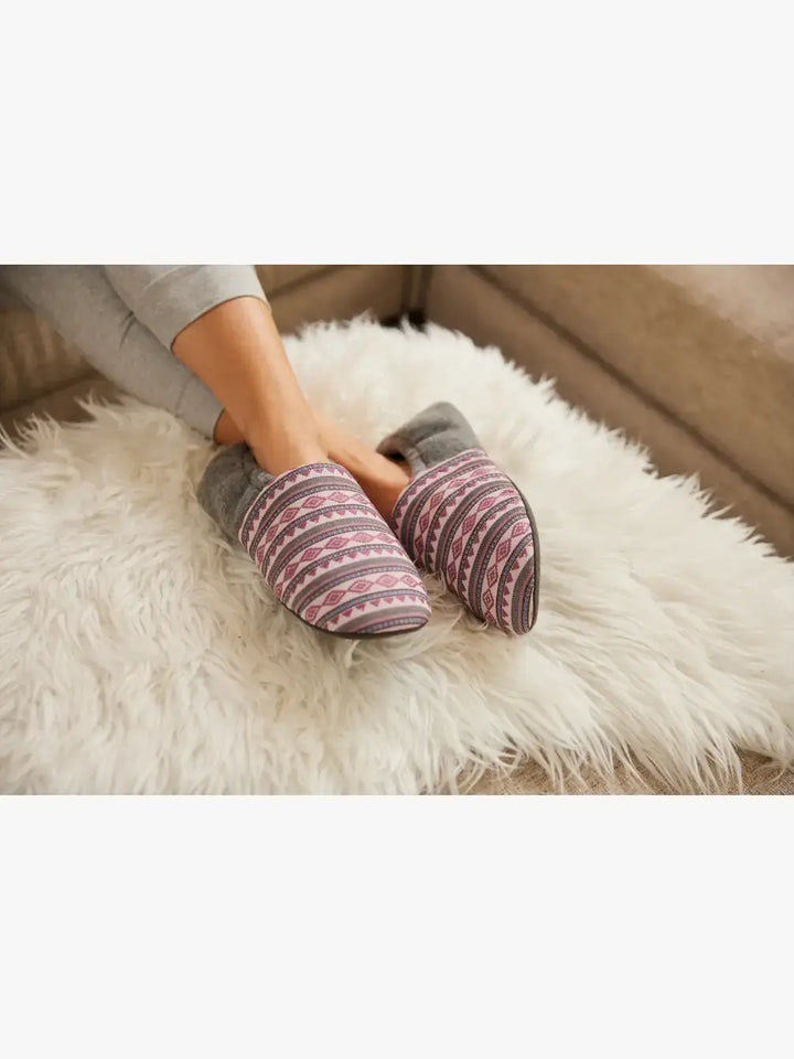 Women's Barberry Equinox Laidback | Fuchsia Cozy Slipper