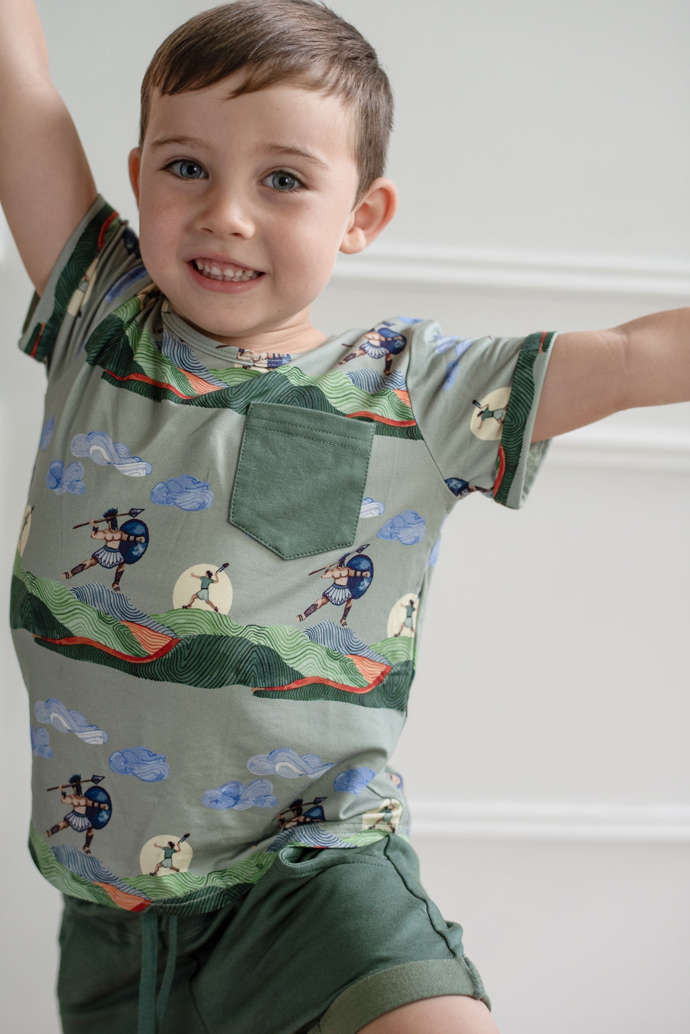 Goliath Pocket Tee & Shorts Set