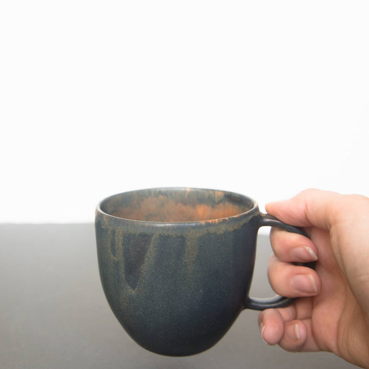 Kaffeetasse aus Steingut